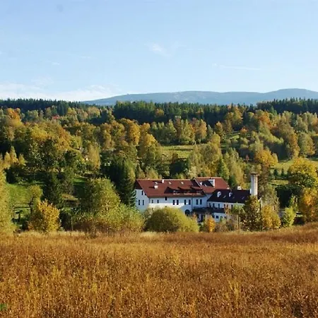 Osrodek Wczasowy Zielona 度假村 *