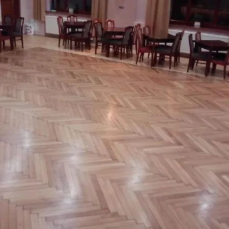 Osrodek Wczasowy Zielona منتجع برزيسكا