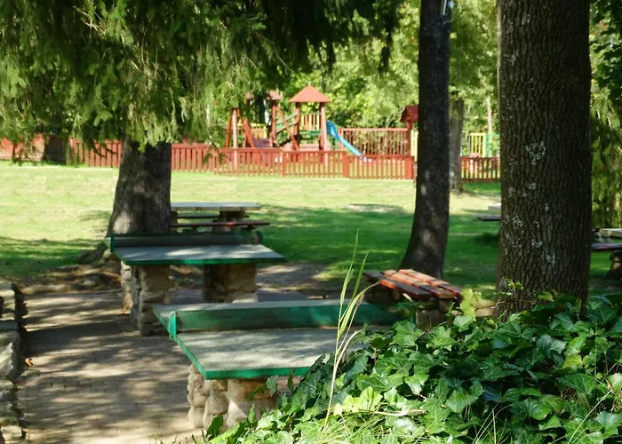 Osrodek Wczasowy Zielona * Preseka